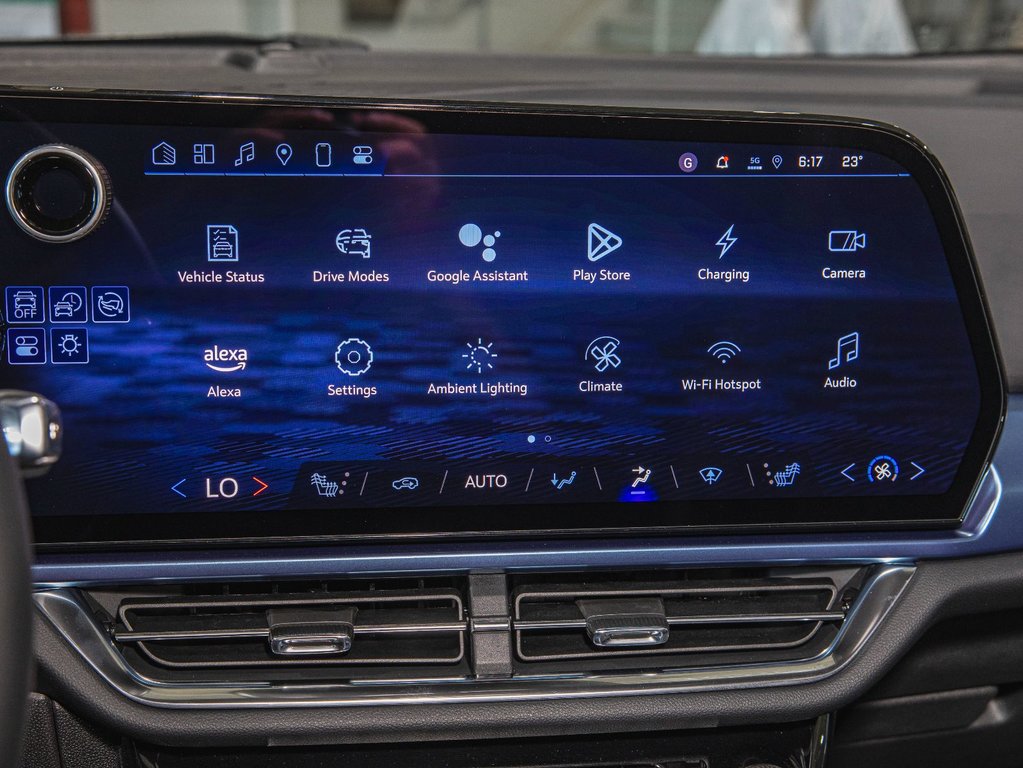 2025 Chevrolet Equinox EV in St-Jérôme, Quebec - 17 - w1024h768px