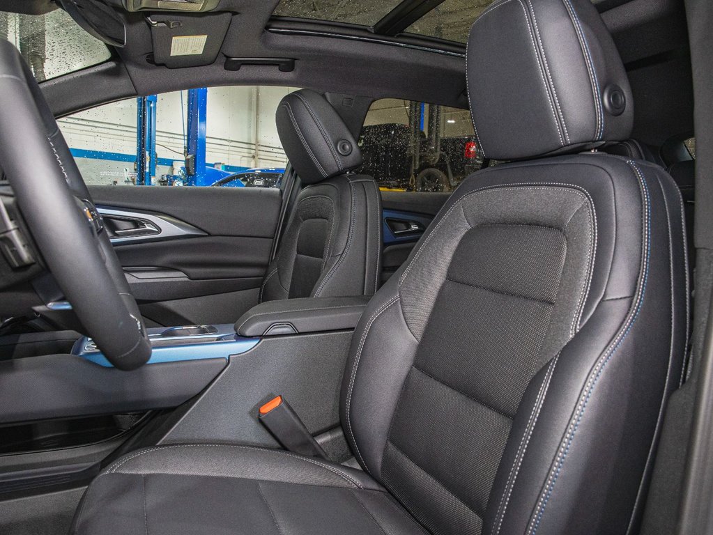 2025 Chevrolet Equinox EV in St-Jérôme, Quebec - 11 - w1024h768px