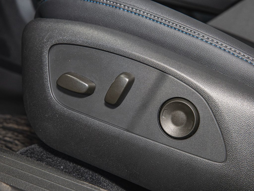 2025 Chevrolet Equinox EV in St-Jérôme, Quebec - 22 - w1024h768px