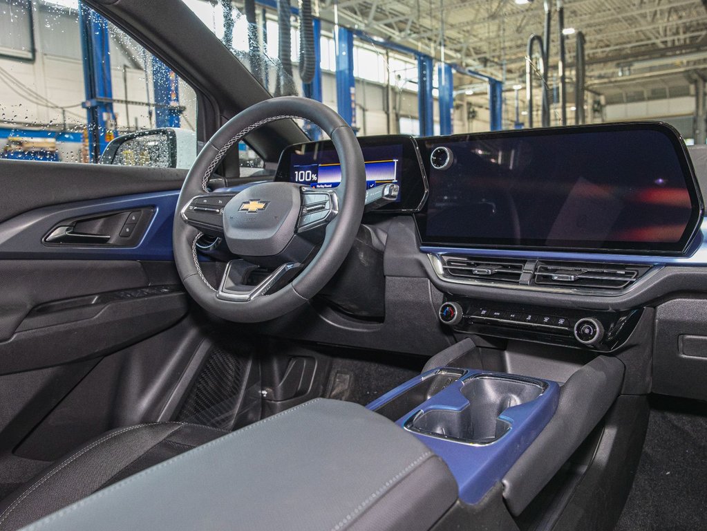 Chevrolet Equinox EV  2025 à St-Jérôme, Québec - 28 - w1024h768px