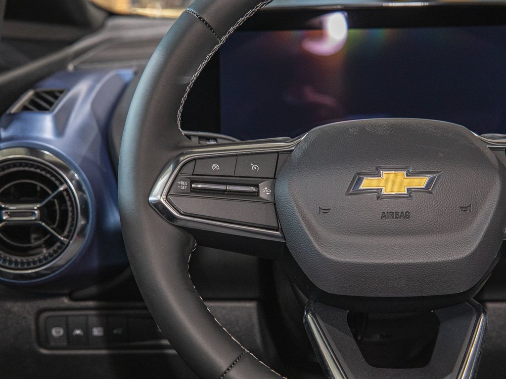 2025 Chevrolet Equinox EV in St-Jérôme, Quebec - 15 - w1024h768px