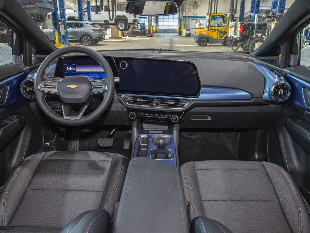 2025 Chevrolet Equinox EV in St-Jérôme, Quebec - 4 - w1024h768px