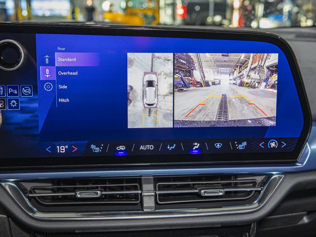 2025 Chevrolet Equinox EV in St-Jérôme, Quebec - 18 - w1024h768px