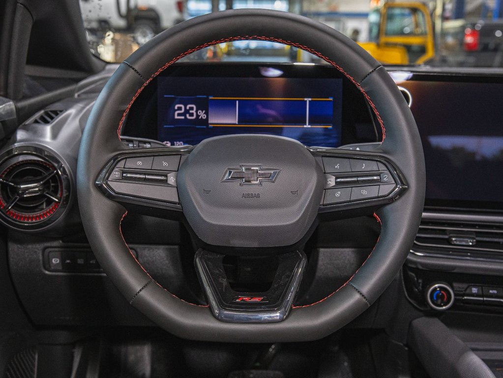 2025 Chevrolet Equinox EV in St-Jérôme, Quebec - 13 - w1024h768px