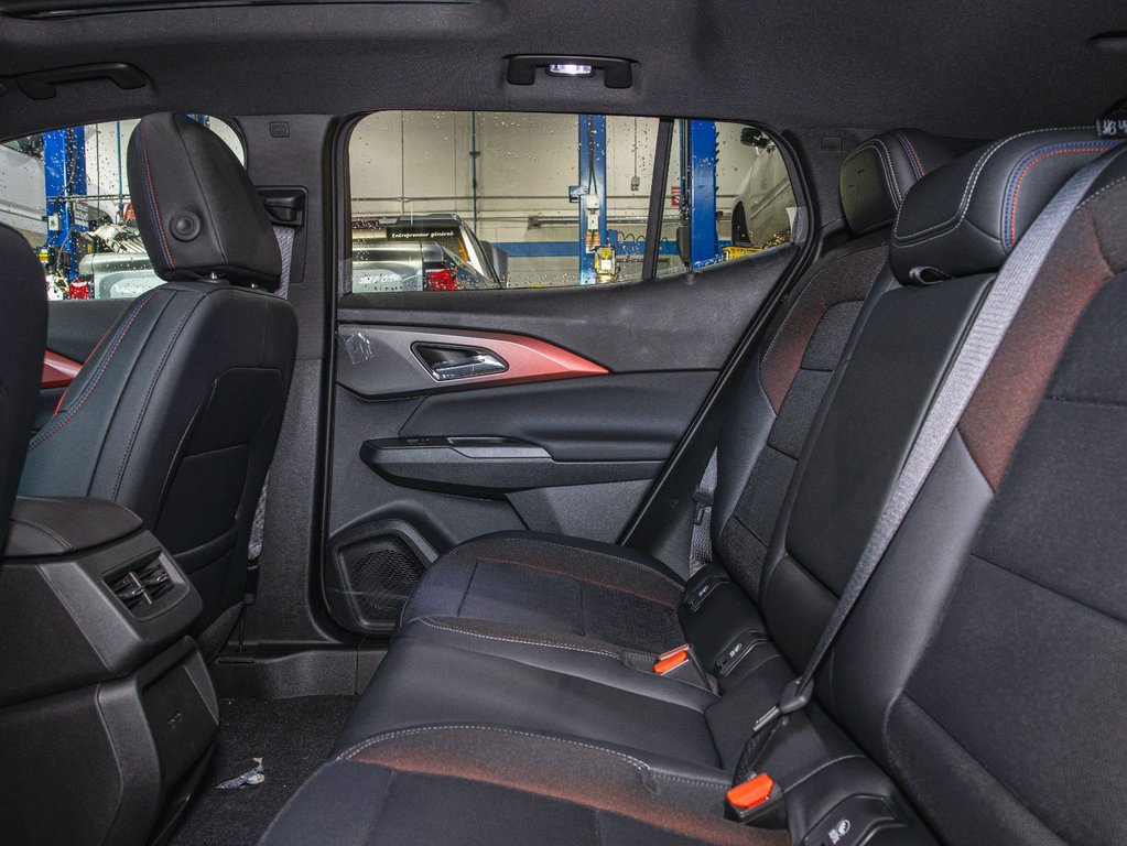 2025 Chevrolet Equinox EV in St-Jérôme, Quebec - 29 - w1024h768px