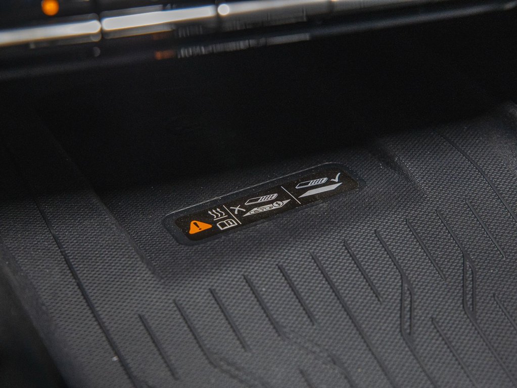 2025 Chevrolet Equinox EV in St-Jérôme, Quebec - 26 - w1024h768px
