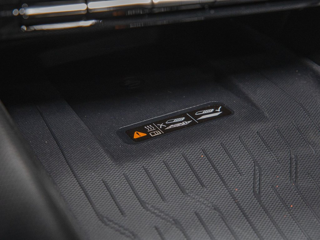 2025 Chevrolet Equinox EV in St-Jérôme, Quebec - 25 - w1024h768px