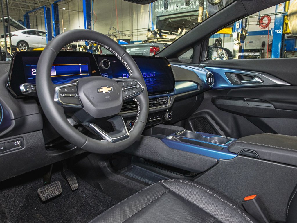 Chevrolet Equinox EV  2025 à St-Jérôme, Québec - 12 - w1024h768px