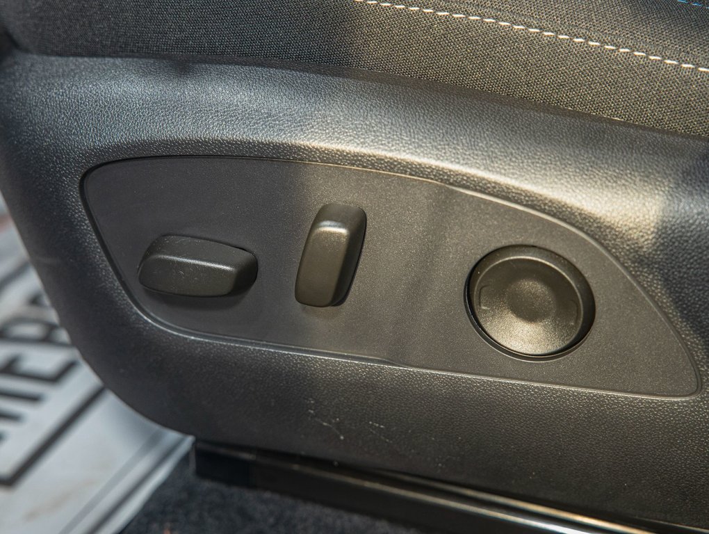Chevrolet Equinox EV  2025 à St-Jérôme, Québec - 23 - w1024h768px