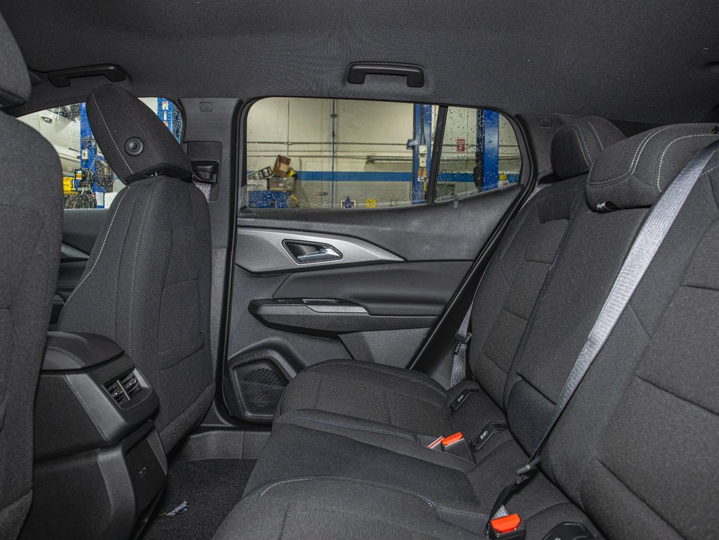 2025 Chevrolet Equinox EV in St-Jérôme, Quebec - 27 - w1024h768px