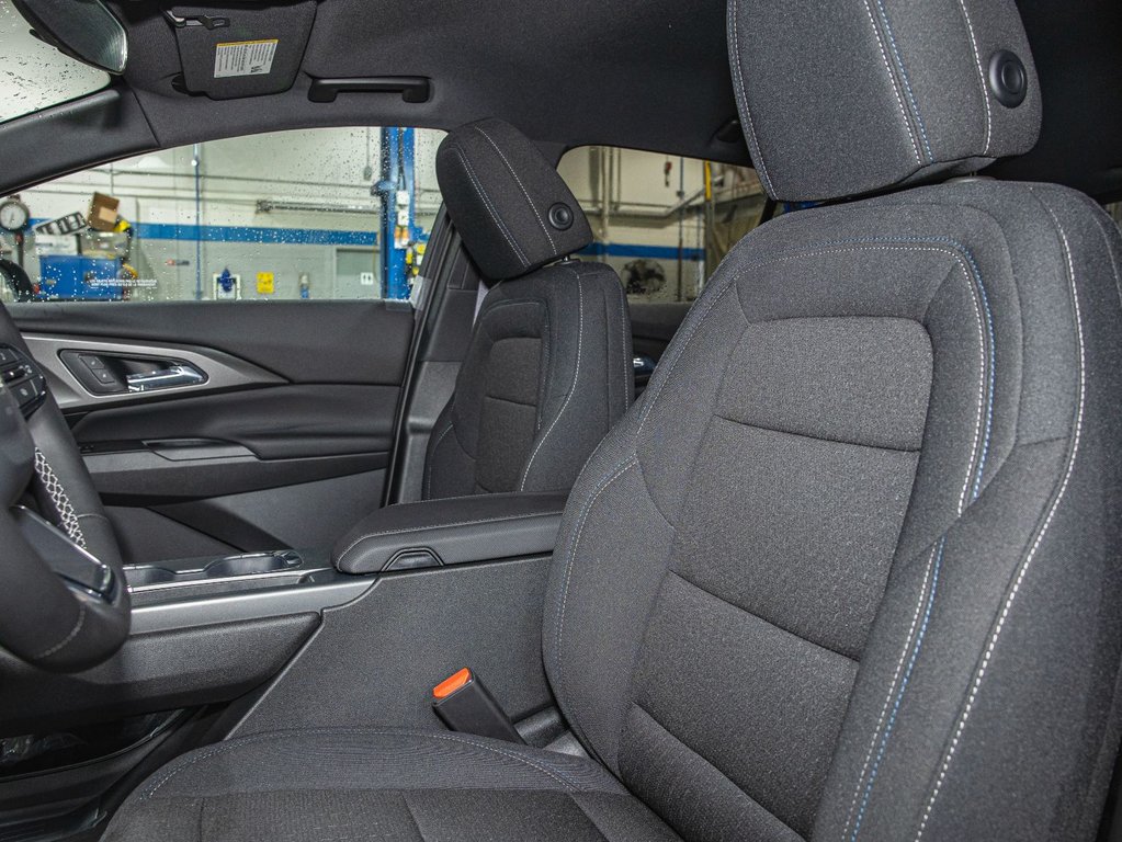 2025 Chevrolet Equinox EV in St-Jérôme, Quebec - 11 - w1024h768px