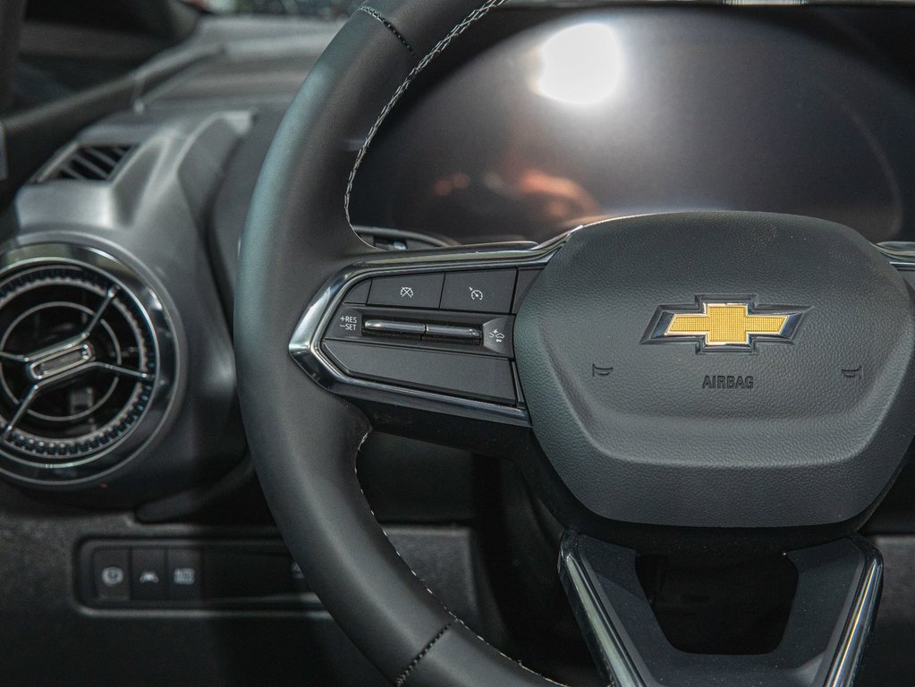2025 Chevrolet Equinox EV in St-Jérôme, Quebec - 15 - w1024h768px