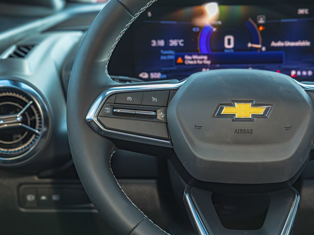 2025 Chevrolet Equinox EV in St-Jérôme, Quebec - 15 - w1024h768px