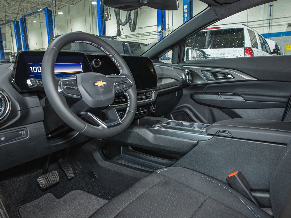 Chevrolet Equinox EV  2025 à St-Jérôme, Québec - 11 - w1024h768px