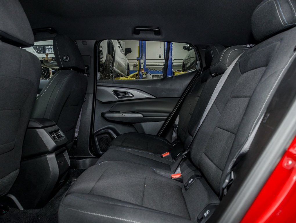 Chevrolet Equinox EV  2025 à St-Jérôme, Québec - 27 - w1024h768px
