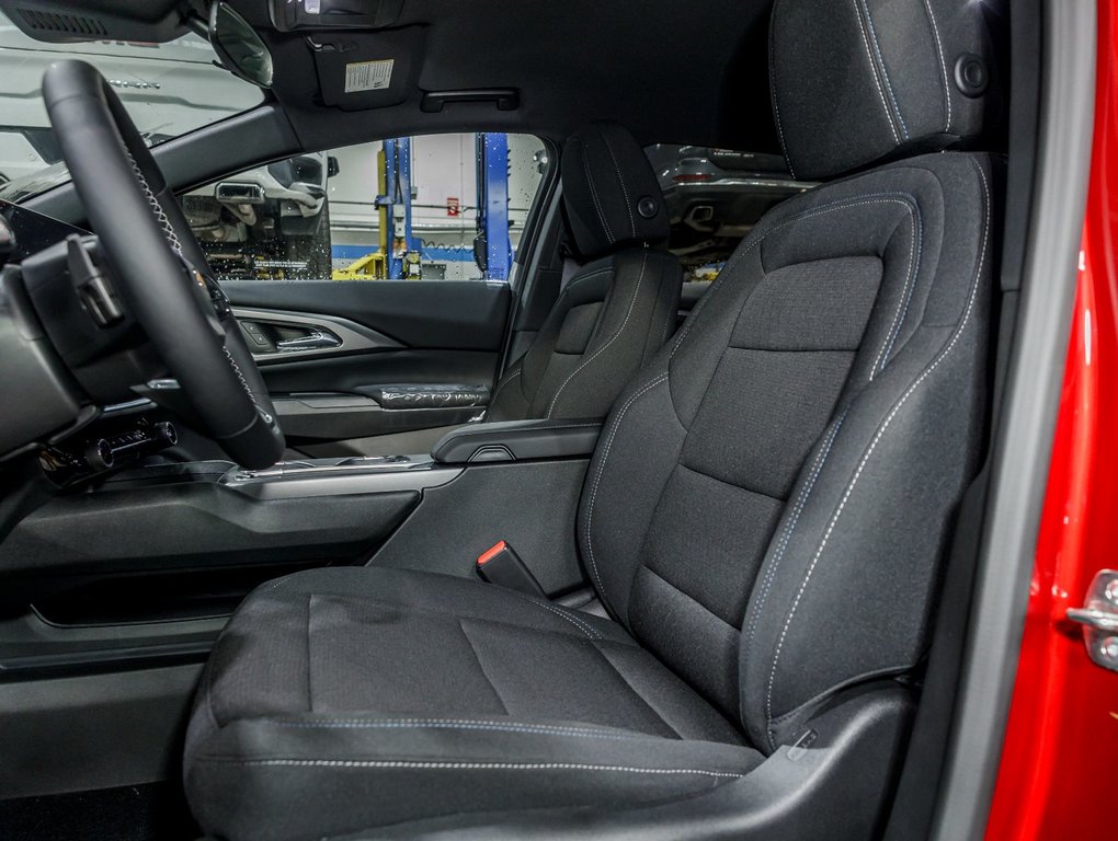 Chevrolet Equinox EV  2025 à St-Jérôme, Québec - 11 - w1024h768px