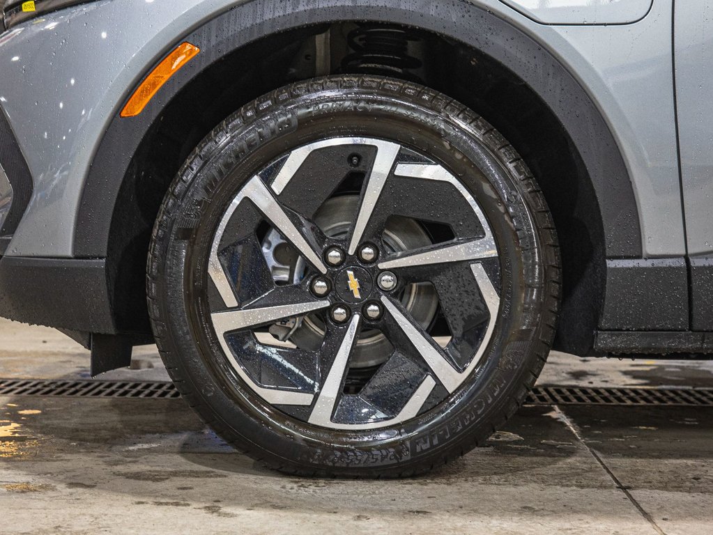 2025 Chevrolet Equinox EV in St-Jérôme, Quebec - 33 - w1024h768px