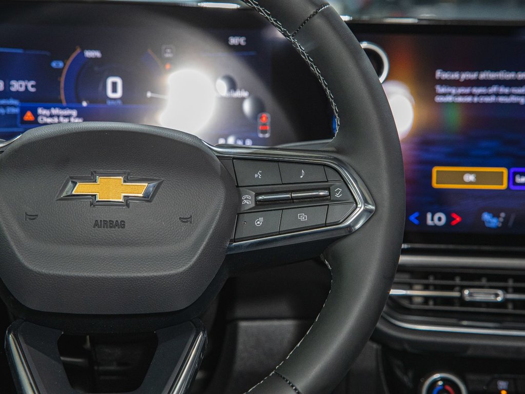 2025 Chevrolet Equinox EV in St-Jérôme, Quebec - 16 - w1024h768px