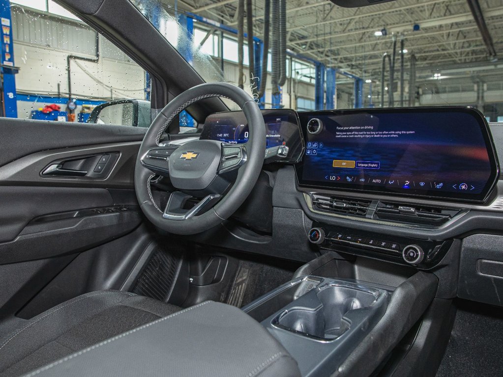 2025 Chevrolet Equinox EV in St-Jérôme, Quebec - 26 - w1024h768px