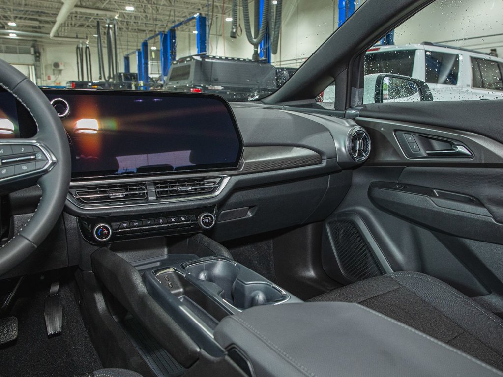 Chevrolet Equinox EV  2025 à St-Jérôme, Québec - 20 - w1024h768px
