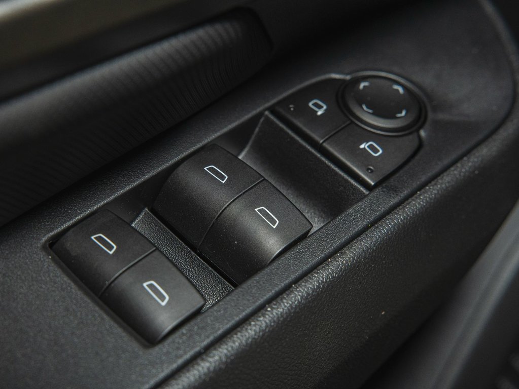 Chevrolet Equinox EV  2025 à St-Jérôme, Québec - 25 - w1024h768px