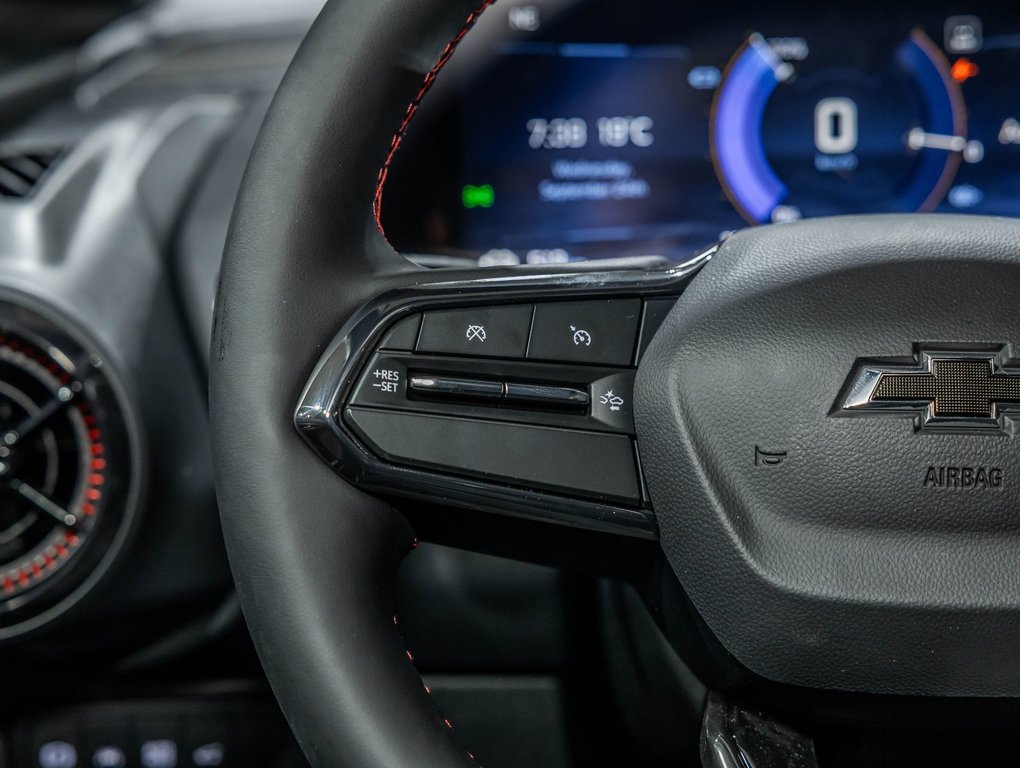 2025 Chevrolet Equinox EV in St-Jérôme, Quebec - 15 - w1024h768px