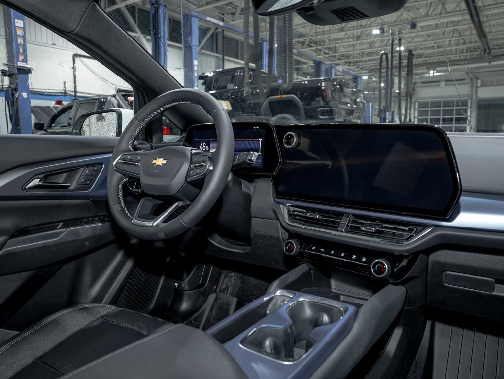 2025 Chevrolet Equinox EV in St-Jérôme, Quebec - 27 - w1024h768px