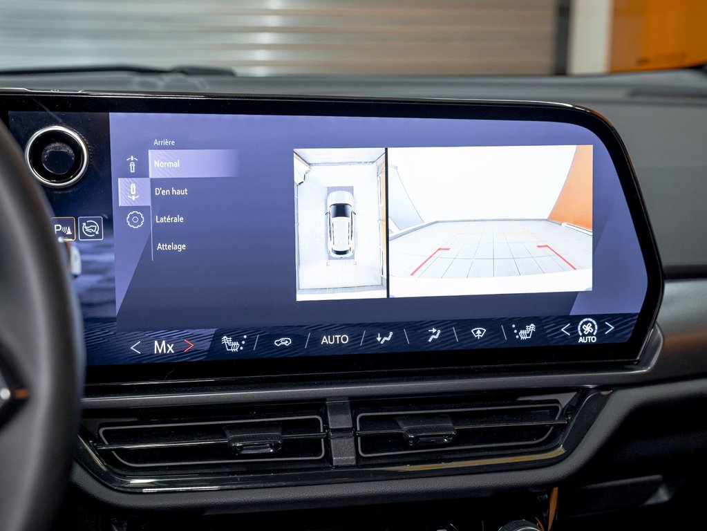 Chevrolet Equinox EV  2025 à St-Jérôme, Québec - 18 - w1024h768px