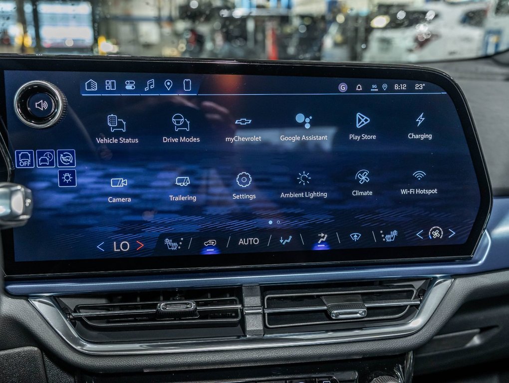 Chevrolet Equinox EV  2026 à St-Jérôme, Québec - 17 - w1024h768px