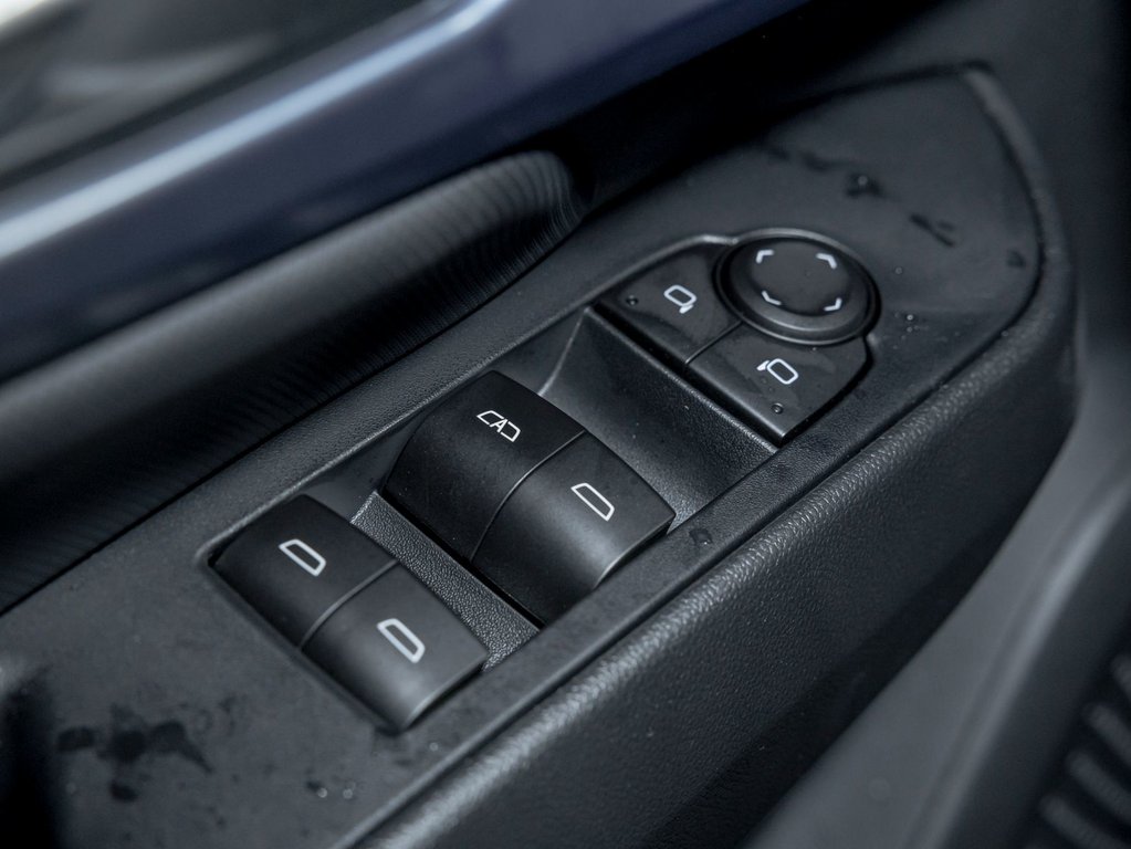 Chevrolet Equinox EV  2026 à St-Jérôme, Québec - 24 - w1024h768px