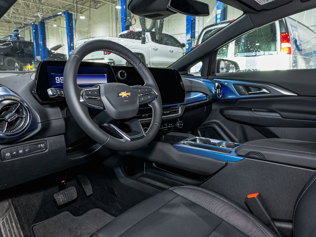 Chevrolet Equinox EV  2026 à St-Jérôme, Québec - 12 - w1024h768px