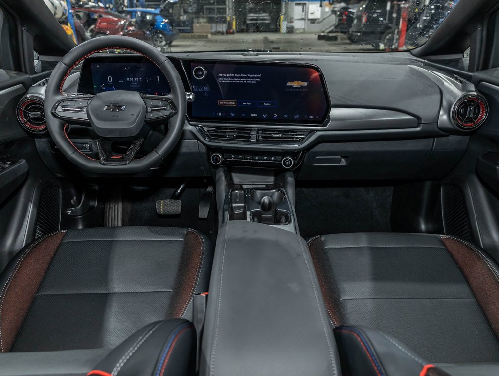 Chevrolet Equinox EV  2026 à St-Jérôme, Québec - 4 - w1024h768px