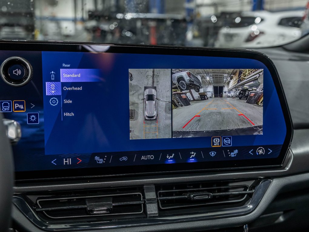 Chevrolet Equinox EV  2026 à St-Jérôme, Québec - 18 - w1024h768px