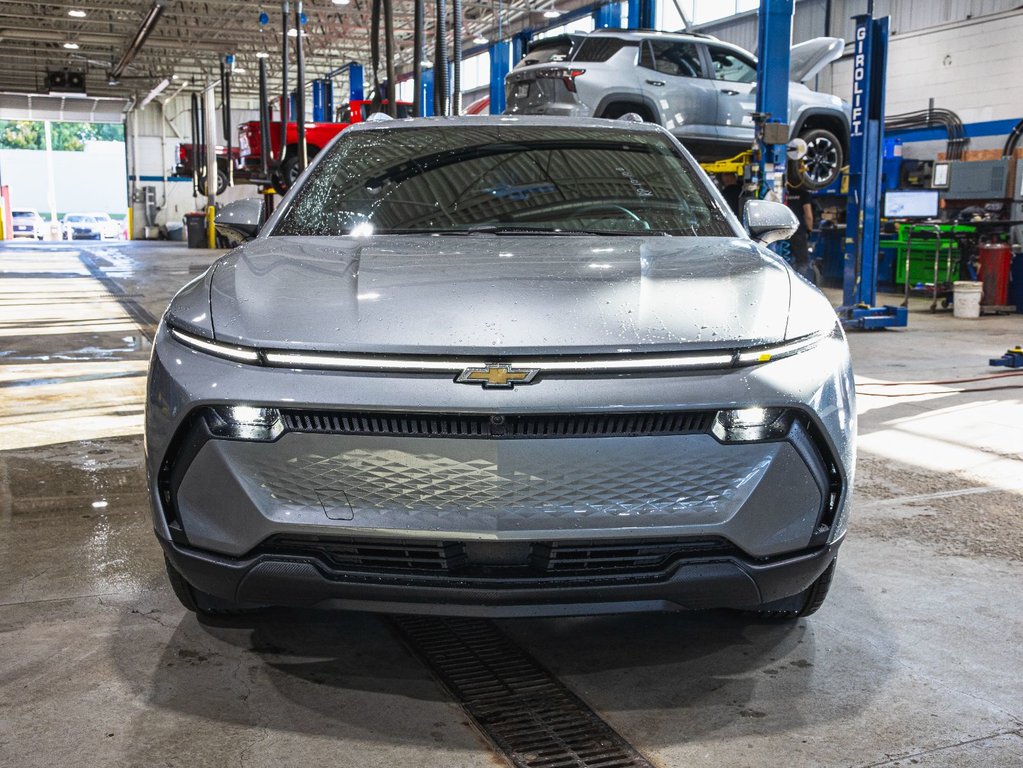 Chevrolet Equinox EV  2026 à St-Jérôme, Québec - 2 - w1024h768px