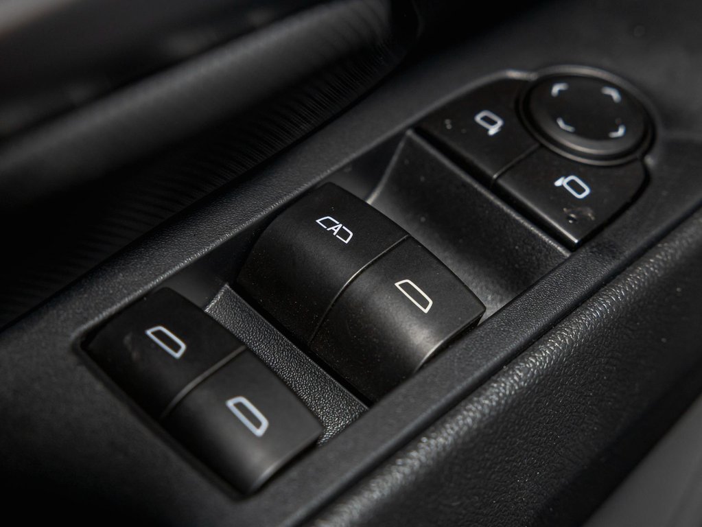 Chevrolet Equinox EV  2026 à St-Jérôme, Québec - 24 - w1024h768px