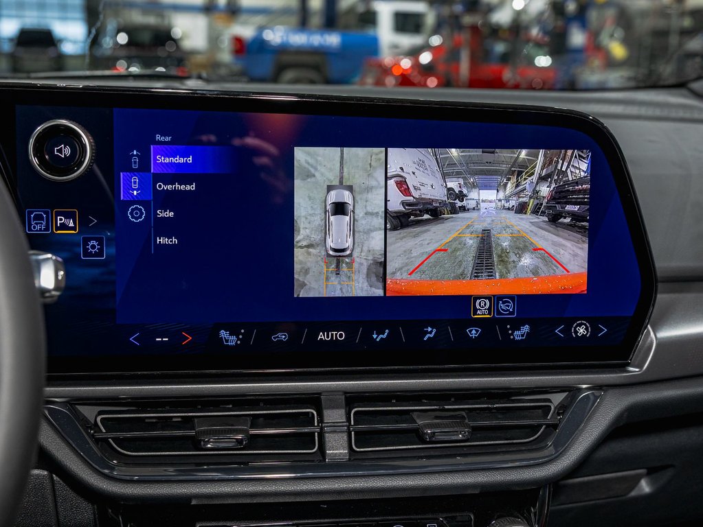 Chevrolet Equinox EV  2026 à St-Jérôme, Québec - 18 - w1024h768px