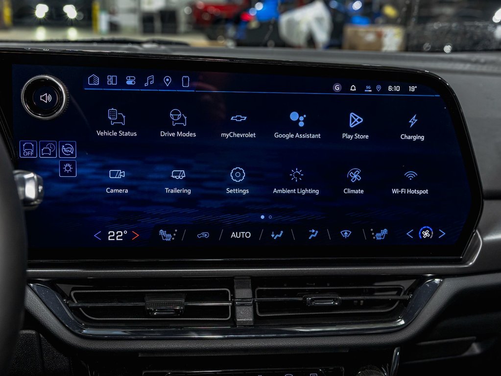 Chevrolet Equinox EV  2026 à St-Jérôme, Québec - 18 - w1024h768px