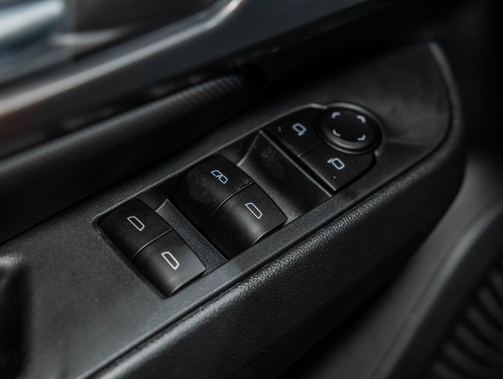 Chevrolet Equinox EV  2026 à St-Jérôme, Québec - 25 - w1024h768px