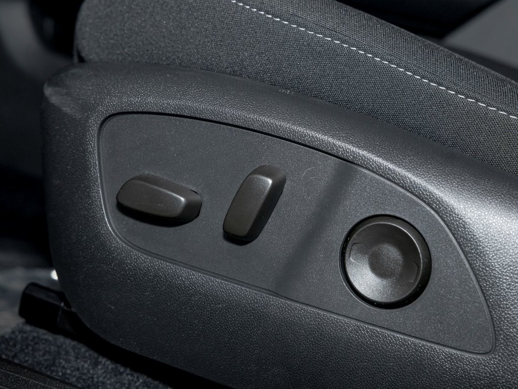 Chevrolet Equinox EV  2026 à St-Jérôme, Québec - 23 - w1024h768px