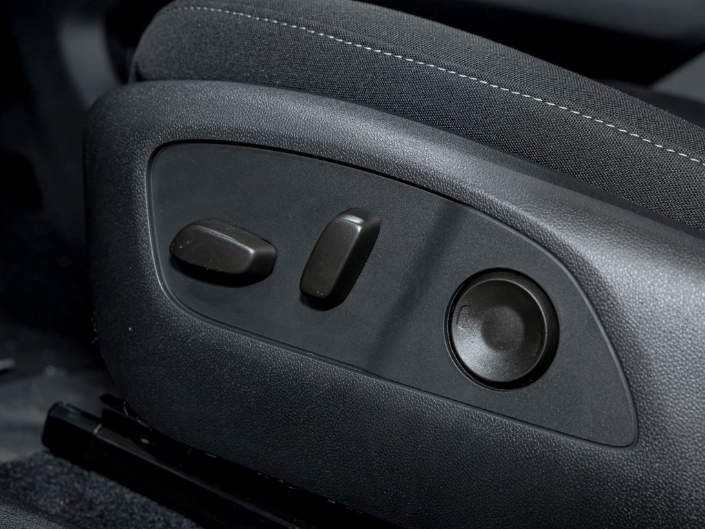 Chevrolet Equinox EV  2026 à St-Jérôme, Québec - 23 - w1024h768px