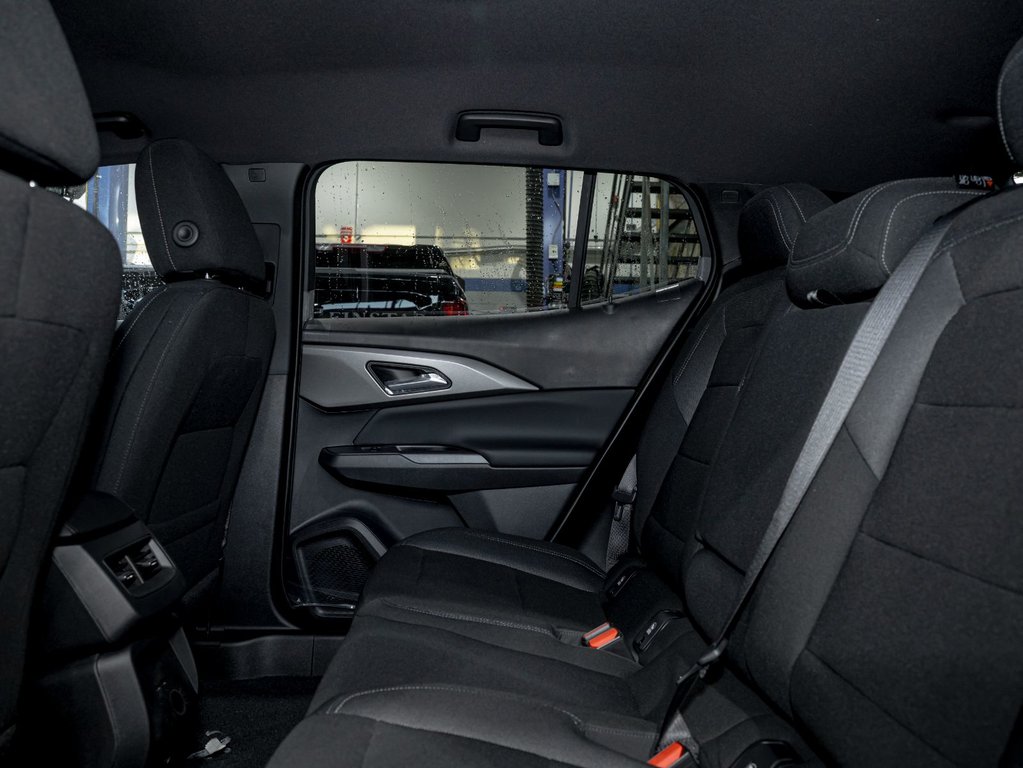 Chevrolet Equinox EV  2026 à St-Jérôme, Québec - 27 - w1024h768px