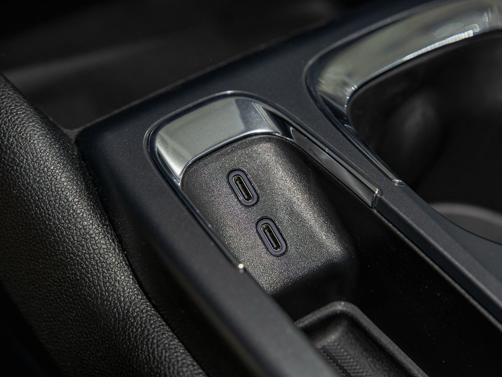 Chevrolet Equinox EV  2026 à St-Jérôme, Québec - 25 - w1024h768px