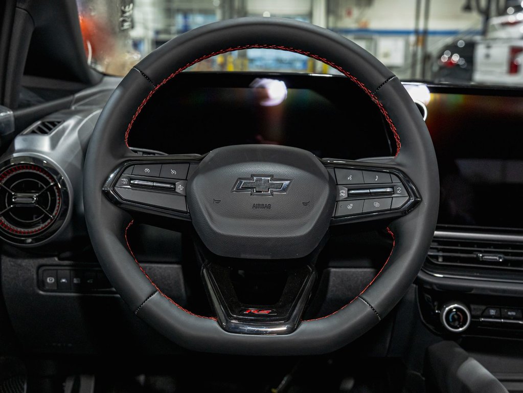 Chevrolet Equinox EV  2026 à St-Jérôme, Québec - 13 - w1024h768px