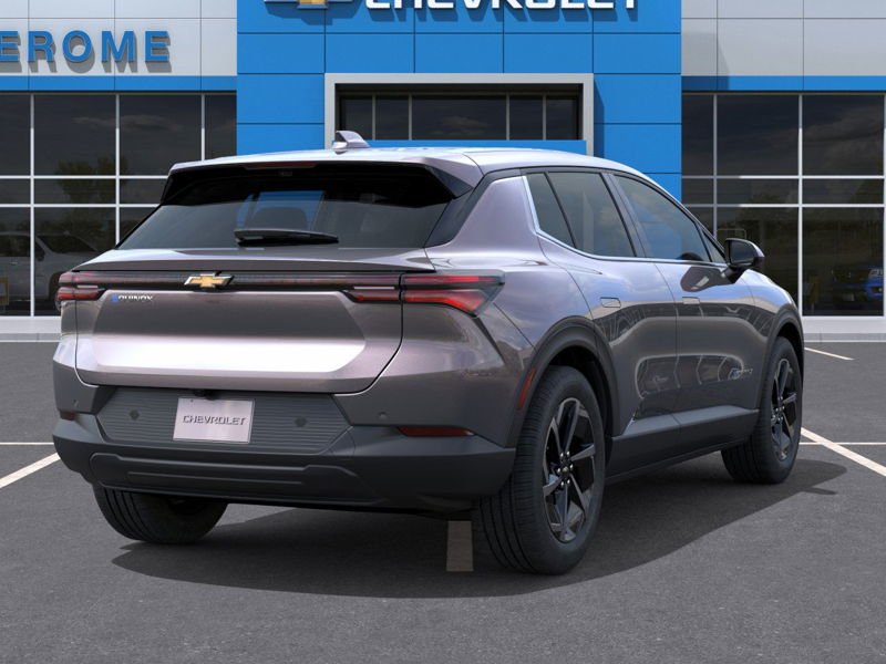 Chevrolet Equinox EV  2026 à St-Jérôme, Québec - 4 - w1024h768px