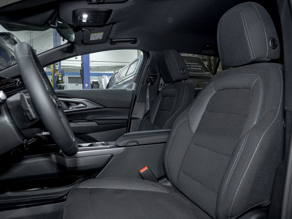 Chevrolet Equinox EV  2026 à St-Jérôme, Québec - 11 - w1024h768px