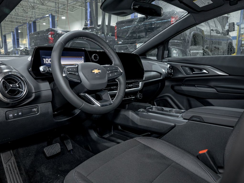 Chevrolet Equinox EV  2026 à St-Jérôme, Québec - 12 - w1024h768px