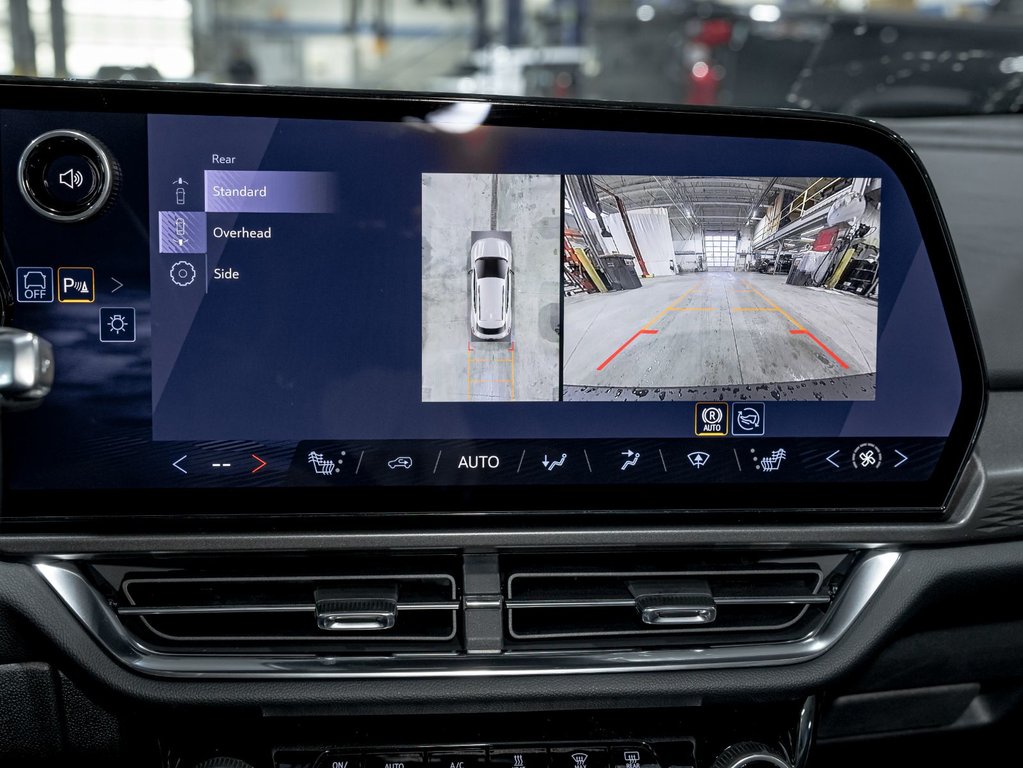 Chevrolet Equinox EV  2026 à St-Jérôme, Québec - 18 - w1024h768px