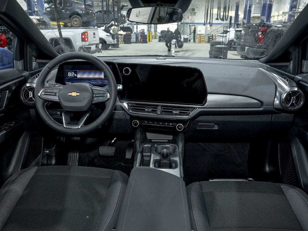 Chevrolet Equinox EV  2026 à St-Jérôme, Québec - 4 - w1024h768px