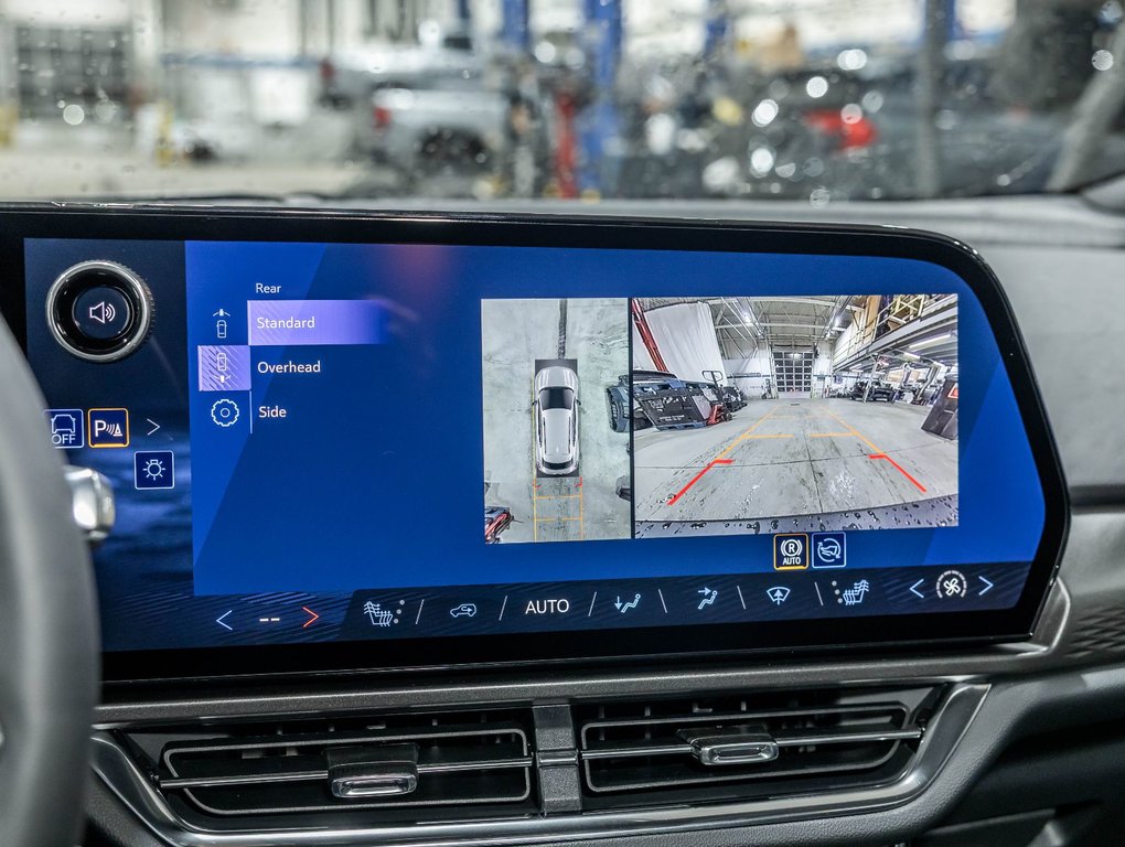 Chevrolet Equinox EV  2026 à St-Jérôme, Québec - 18 - w1024h768px