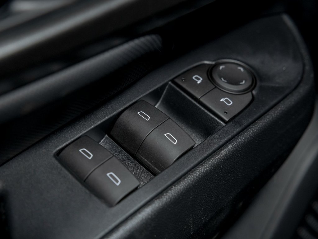 Chevrolet Equinox EV  2026 à St-Jérôme, Québec - 24 - w1024h768px